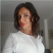 Laureata in lingue, a disposizione per lezioni di Italiano, Inglese Francese e Spagnolo a tutti i livelli